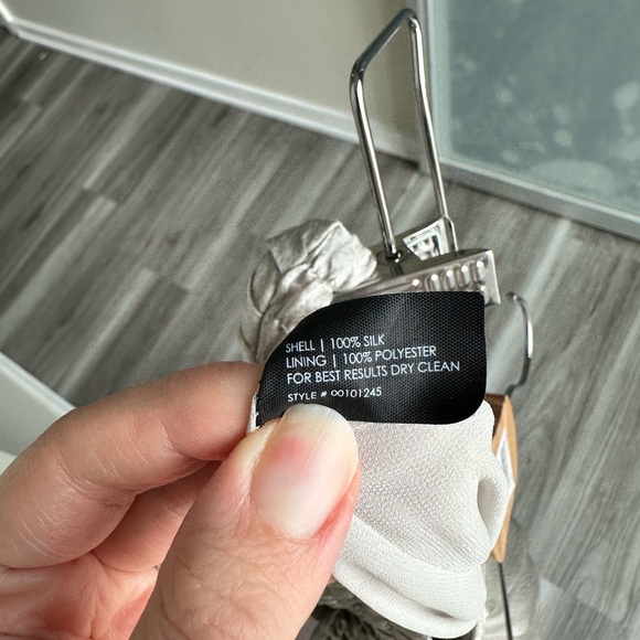 Club Monaco Silk Silver Trousers Size S - Picture 13 of 13